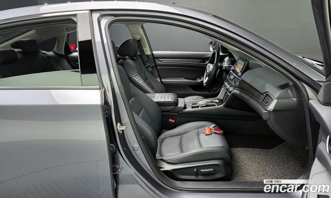 Honda Accord 2018 2.0 автомат (гидро), фото 17 Honda Accord 2018 2.0 автомат (гидро), фото 17
