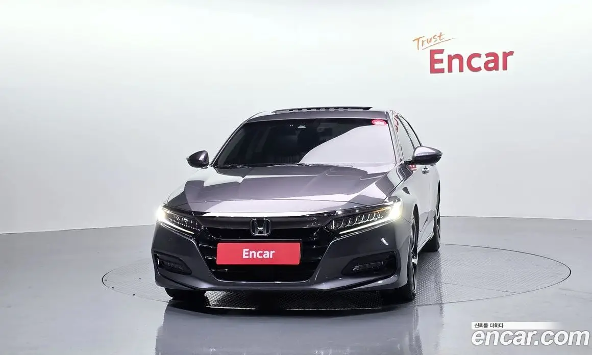 Honda Accord 2018 2.0 автомат (гидро), фото 3 Honda Accord 2018 2.0 автомат (гидро), фото 3