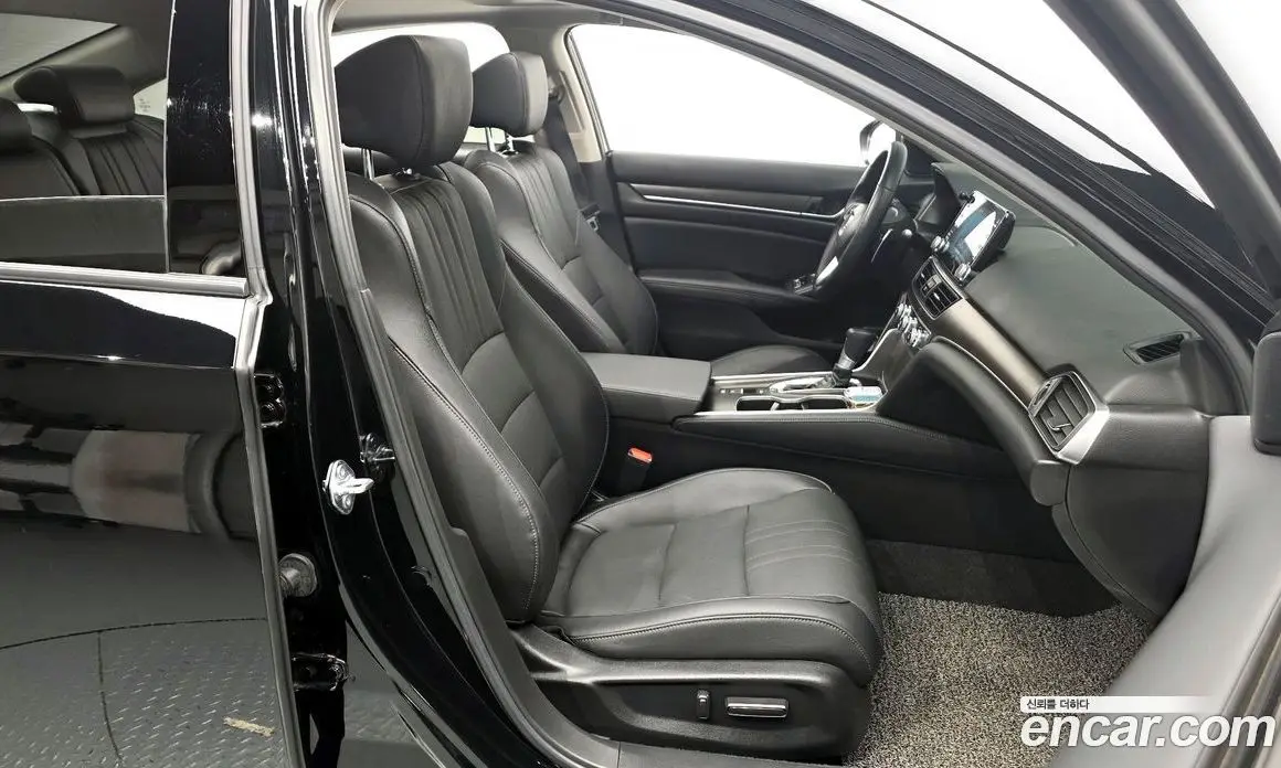Honda Accord 2021 1.5 автомат (гидро), фото 16 Honda Accord 2021 1.5 автомат (гидро), фото 16