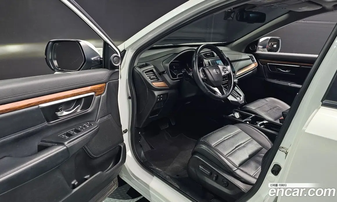 Honda CR-V 2019 1.5 автомат (гидро), фото 13 Honda CR-V 2019 1.5 автомат (гидро), фото 13