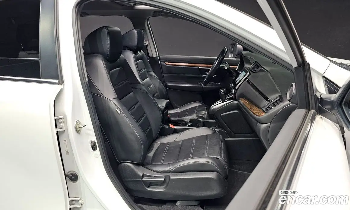 Honda CR-V 2019 1.5 автомат (гидро), фото 18 Honda CR-V 2019 1.5 автомат (гидро), фото 18