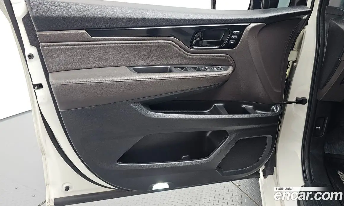 Honda Odyssey 2018 3.5 автомат (гидро), фото 14 Honda Odyssey 2018 3.5 автомат (гидро), фото 14