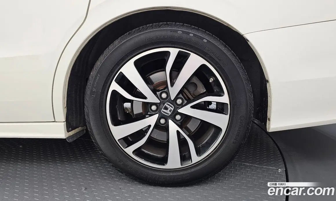 Honda Odyssey 2018 3.5 автомат (гидро), фото 7 Honda Odyssey 2018 3.5 автомат (гидро), фото 7
