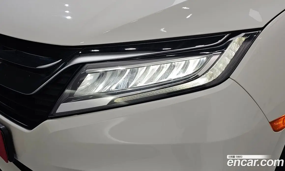 Honda Odyssey 2018 3.5 автомат (гидро), фото 8 Honda Odyssey 2018 3.5 автомат (гидро), фото 8