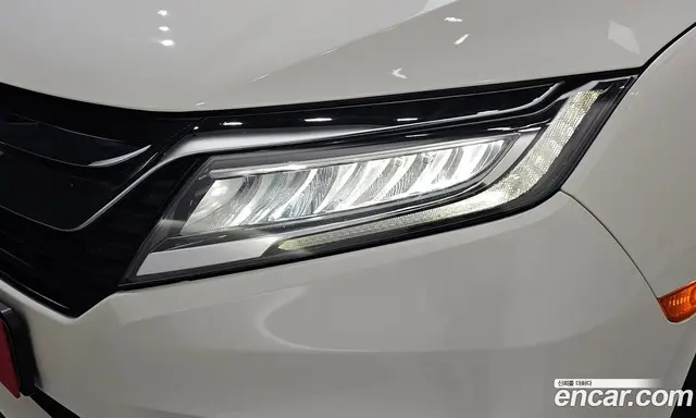 Honda Odyssey 2018 3.5 автомат (гидро), миниатюра 8 Honda Odyssey 2018 3.5 автомат (гидро), миниатюра 8