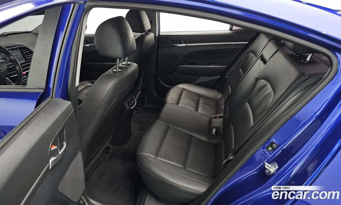 Hyundai Avante 2019 1.6 автомат (гидро), фото 16 Hyundai Avante 2019 1.6 автомат (гидро), фото 16