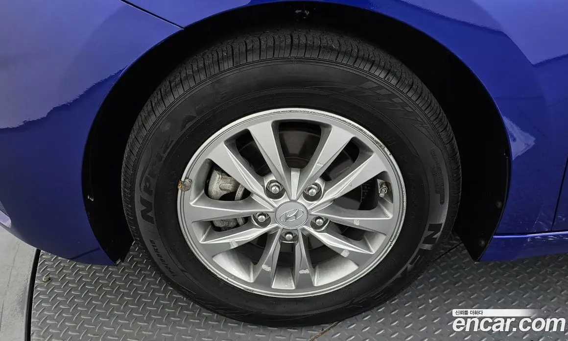 Hyundai Avante 2019 1.6 автомат (гидро), фото 5 Hyundai Avante 2019 1.6 автомат (гидро), фото 5