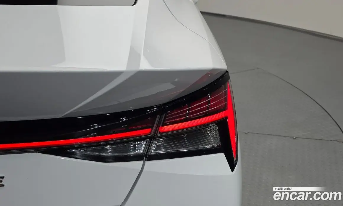 Hyundai Avante 2021 1.6 автомат (гидро), фото 9