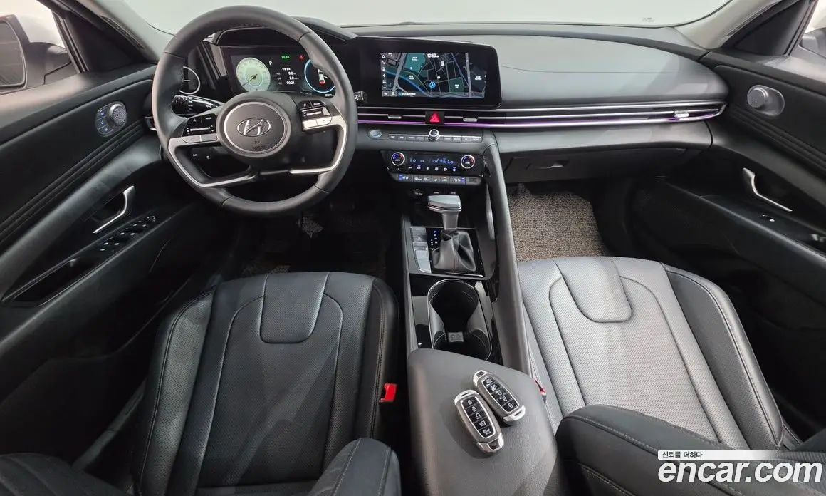 Hyundai Avante 2021 1.6 автомат (гидро), фото 10
