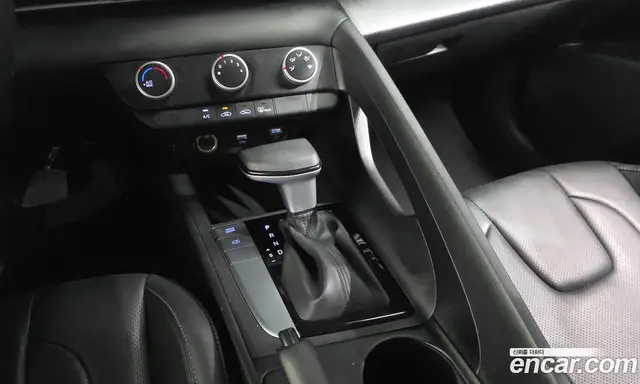Hyundai Avante 2022 1.6 автомат (гидро), миниатюра 12