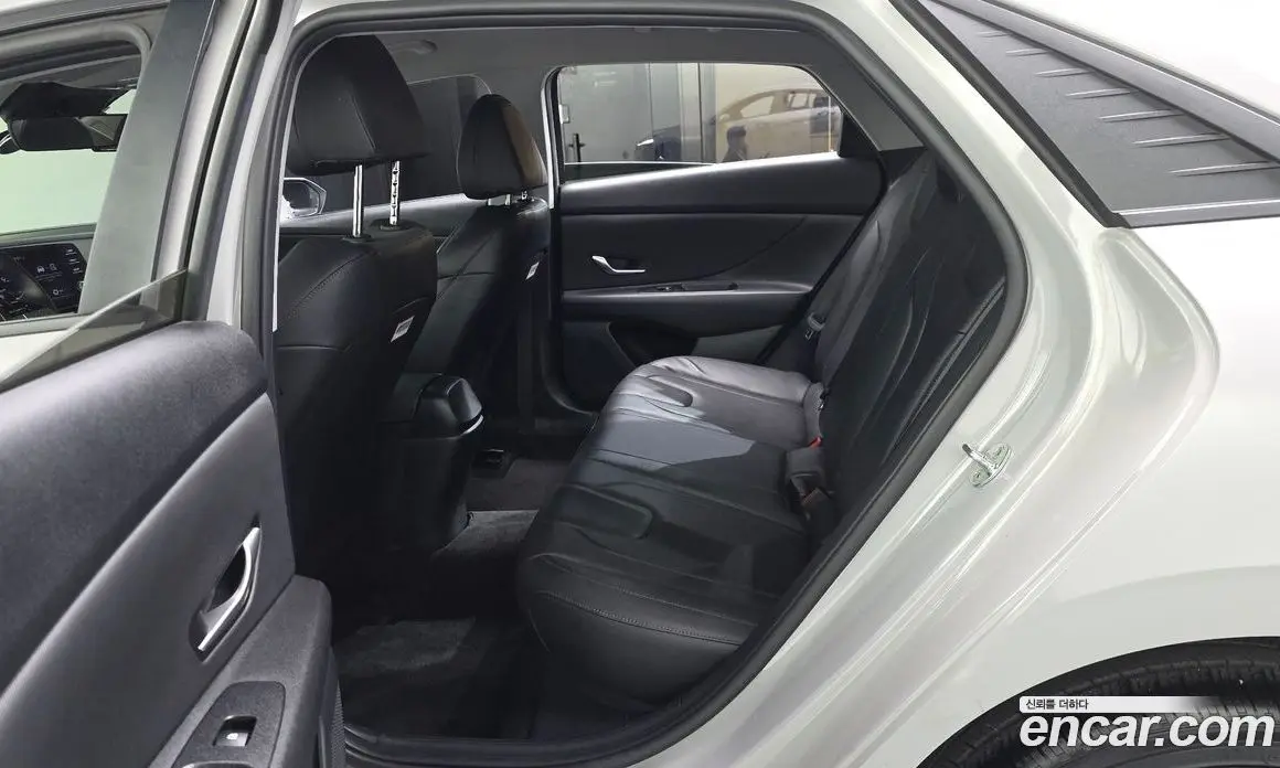 Hyundai Avante 2022 1.6 автомат (гидро), фото 16 Hyundai Avante 2022 1.6 автомат (гидро), фото 16