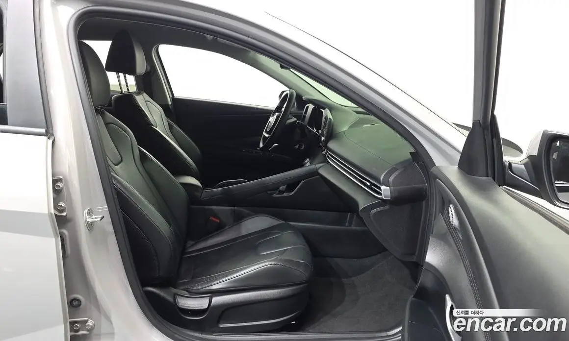 Hyundai Avante 2022 1.6 автомат (гидро), фото 17 Hyundai Avante 2022 1.6 автомат (гидро), фото 17