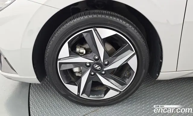 Hyundai Avante 2022 1.6 автомат (гидро), миниатюра 5 Hyundai Avante 2022 1.6 автомат (гидро), миниатюра 5