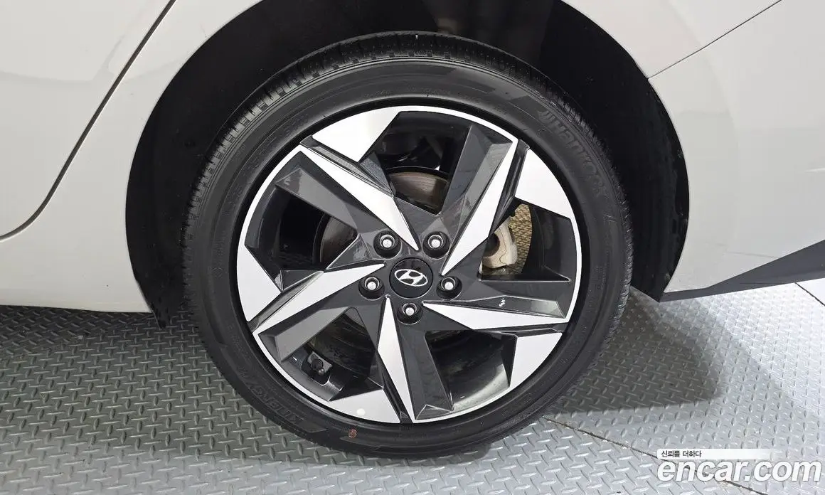 Hyundai Avante 2022 1.6 автомат (гидро), фото 7 Hyundai Avante 2022 1.6 автомат (гидро), фото 7