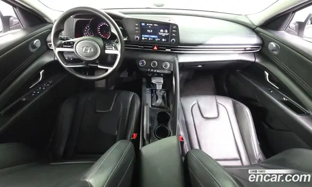 Hyundai Avante 2022 1.6 автомат (гидро), миниатюра 10 Hyundai Avante 2022 1.6 автомат (гидро), миниатюра 10