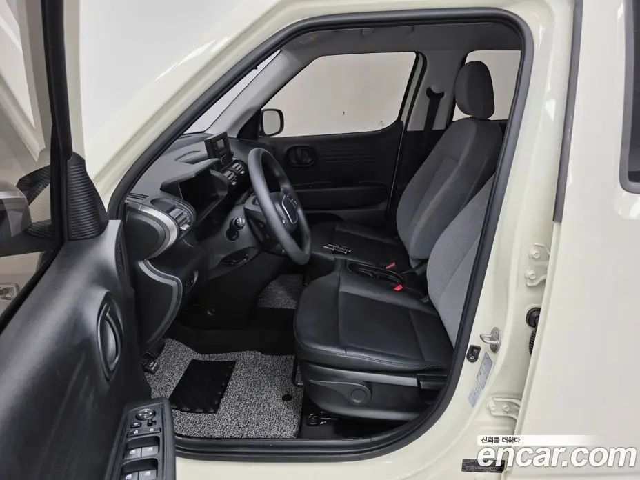 Hyundai Casper 2022 1.0 автомат (гидро), фото 9
