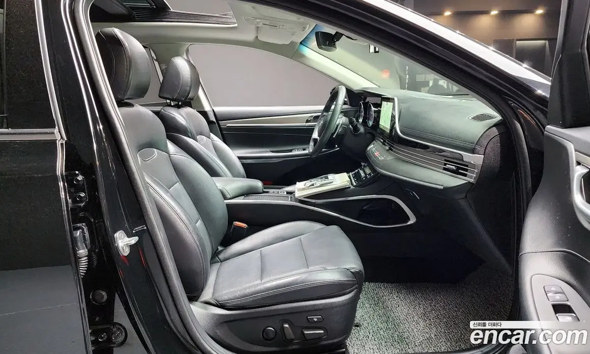 Hyundai Grandeur 2020 2.5 автомат (гидро), фото 18