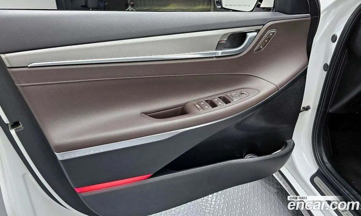 Hyundai Grandeur 2021 3.3 автомат (гидро), фото 14