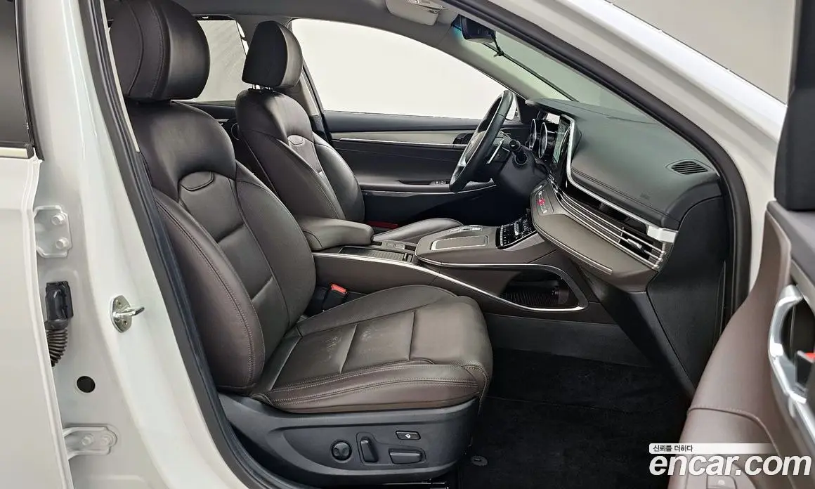 Hyundai Grandeur 2021 3.3 автомат (гидро), фото 17