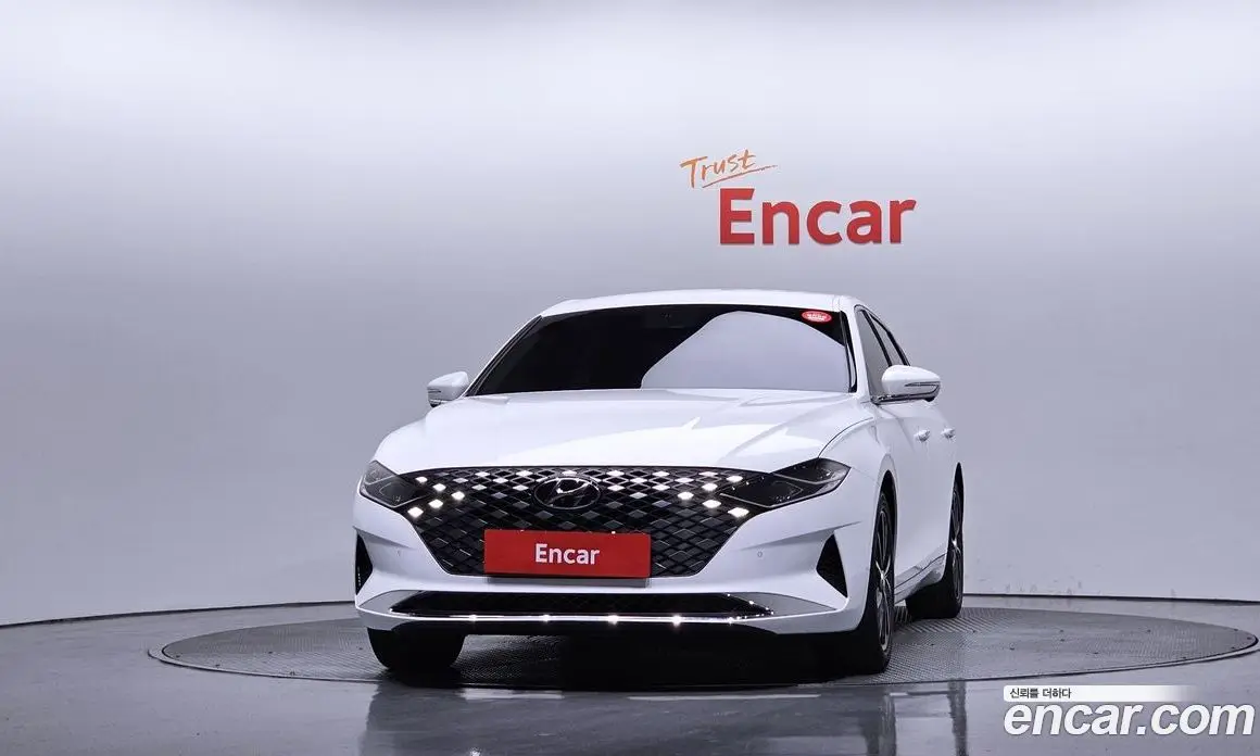 Hyundai Grandeur 2021 3.3 автомат (гидро), фото 3