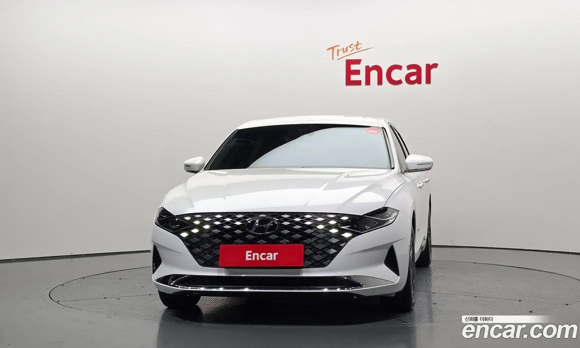 Hyundai Grandeur 2021 3.0 автомат (гидро), фото 3 Hyundai Grandeur 2021 3.0 автомат (гидро), фото 3