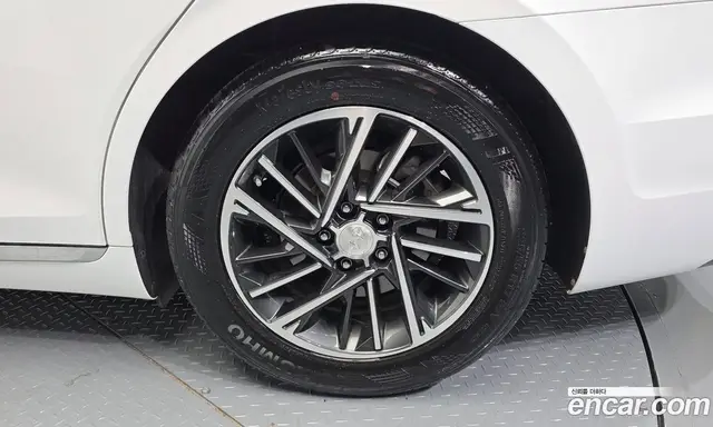 Hyundai Grandeur 2021 3.0 автомат (гидро), миниатюра 5 Hyundai Grandeur 2021 3.0 автомат (гидро), миниатюра 5