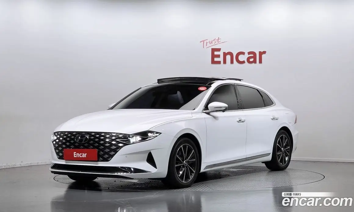 Hyundai Grandeur 2022 2.5 автомат (гидро), фото 1 Hyundai Grandeur 2022 2.5 автомат (гидро), фото 1