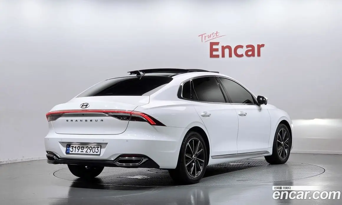 Hyundai Grandeur 2022 2.5 автомат (гидро), фото 2 Hyundai Grandeur 2022 2.5 автомат (гидро), фото 2