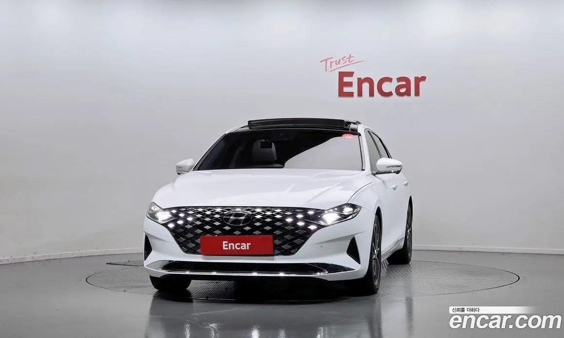 Hyundai Grandeur 2022 2.5 автомат (гидро), фото 3 Hyundai Grandeur 2022 2.5 автомат (гидро), фото 3