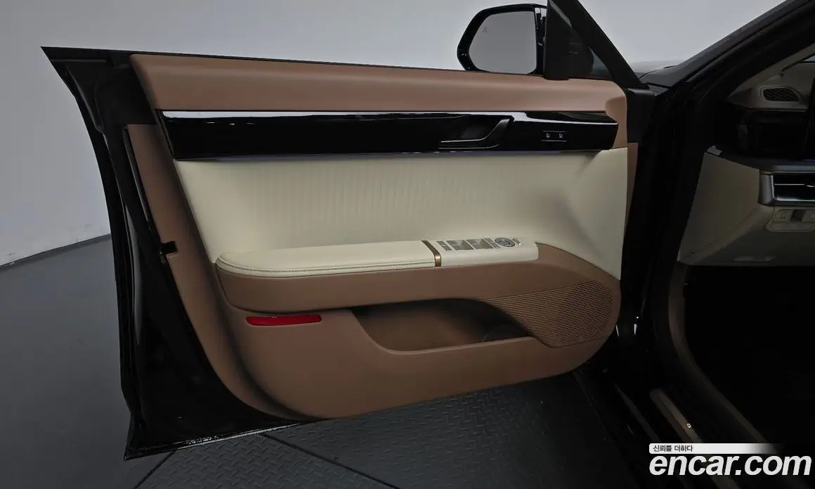 Hyundai Grandeur 2025 1.6 автомат (гидро), фото 13
