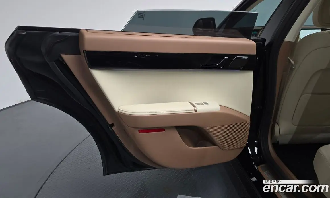 Hyundai Grandeur 2025 1.6 автомат (гидро), фото 14