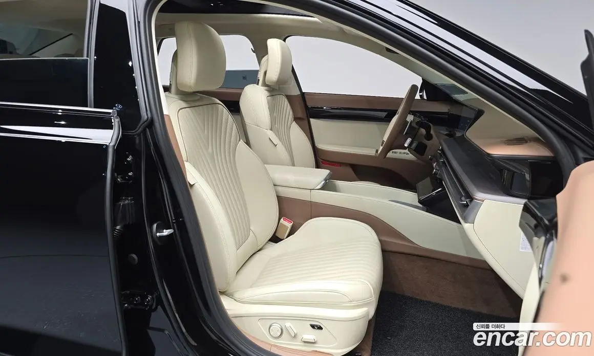 Hyundai Grandeur 2025 1.6 автомат (гидро), фото 15