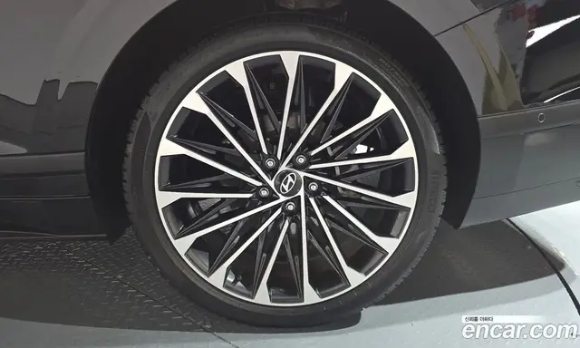 Hyundai Grandeur 2025 1.6 автомат (гидро), миниатюра 6