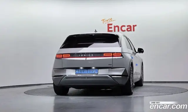 Hyundai Ioniq 5 2022 1.1 автомат (гидро), миниатюра 4
