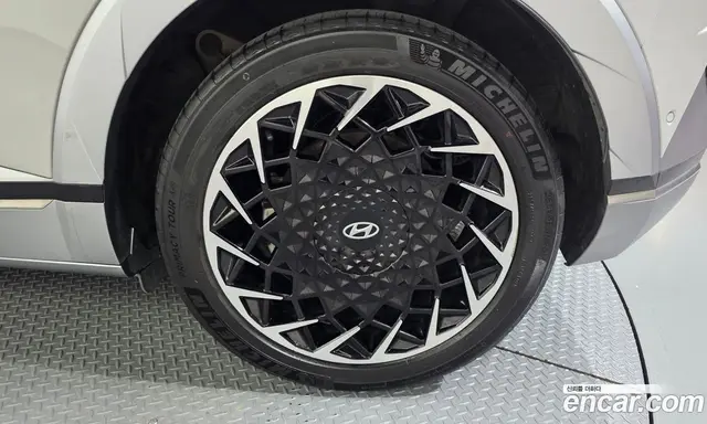 Hyundai Ioniq 5 2022 1.1 автомат (гидро), миниатюра 7