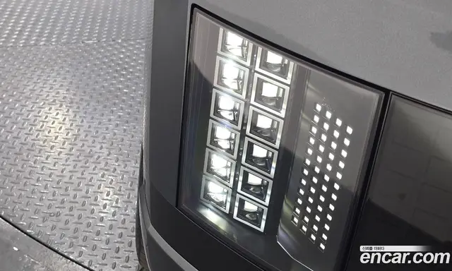 Hyundai Ioniq 9 2026 0.2 автомат (гидро), миниатюра 7