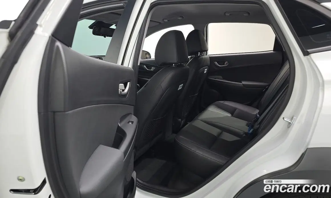 Hyundai Kona 2017 1.6 автомат (гидро), фото 16 Hyundai Kona 2017 1.6 автомат (гидро), фото 16