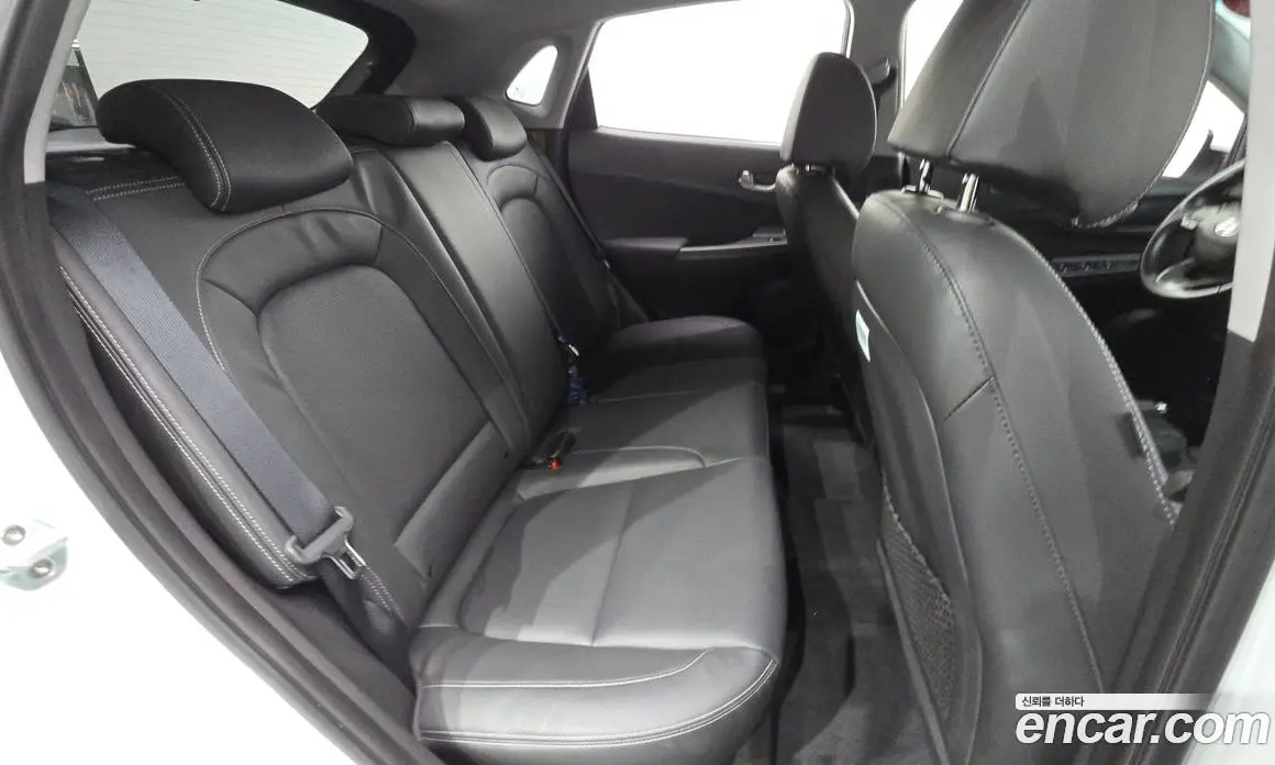 Hyundai Kona 2017 1.6 автомат (гидро), фото 18 Hyundai Kona 2017 1.6 автомат (гидро), фото 18
