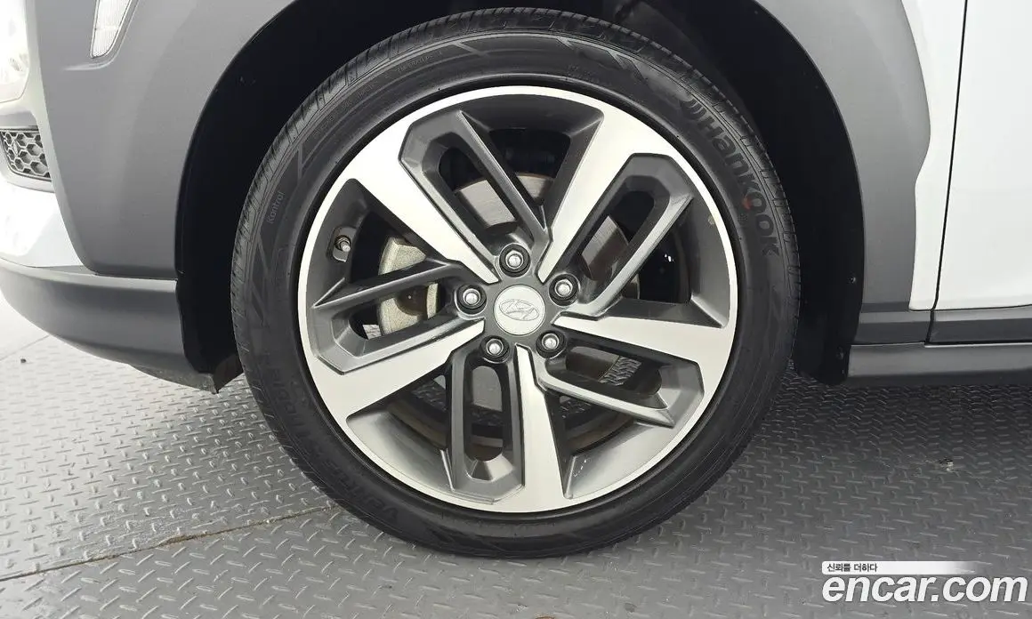 Hyundai Kona 2017 1.6 автомат (гидро), фото 5 Hyundai Kona 2017 1.6 автомат (гидро), фото 5