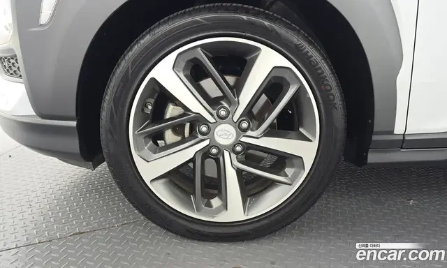 Hyundai Kona 2017 1.6 автомат (гидро), миниатюра 5 Hyundai Kona 2017 1.6 автомат (гидро), миниатюра 5