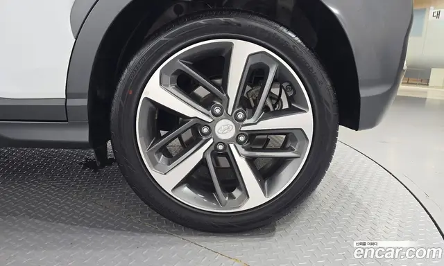 Hyundai Kona 2017 1.6 автомат (гидро), миниатюра 7 Hyundai Kona 2017 1.6 автомат (гидро), миниатюра 7