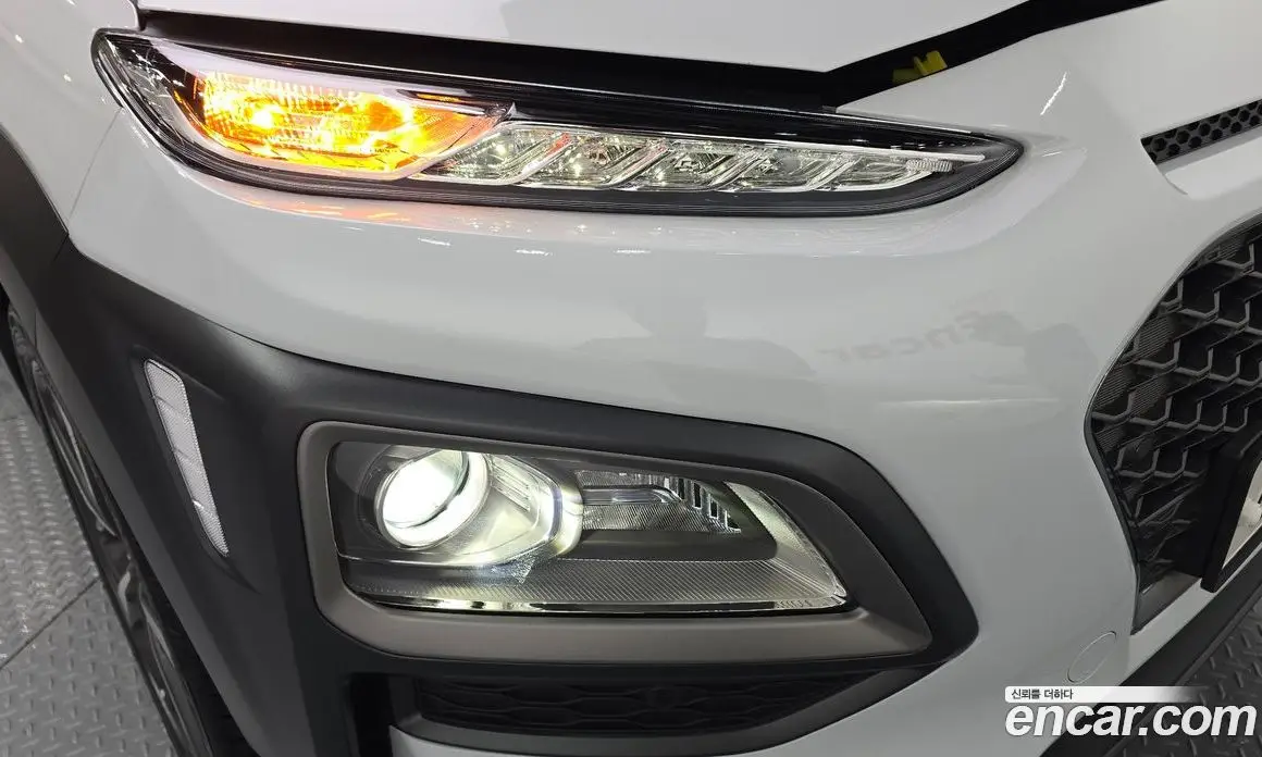 Hyundai Kona 2017 1.6 автомат (гидро), фото 8 Hyundai Kona 2017 1.6 автомат (гидро), фото 8