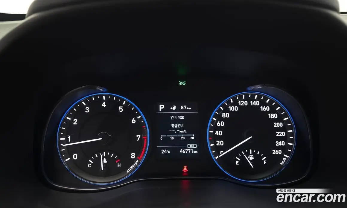Hyundai Kona 2018 1.6 автомат (гидро), фото 11