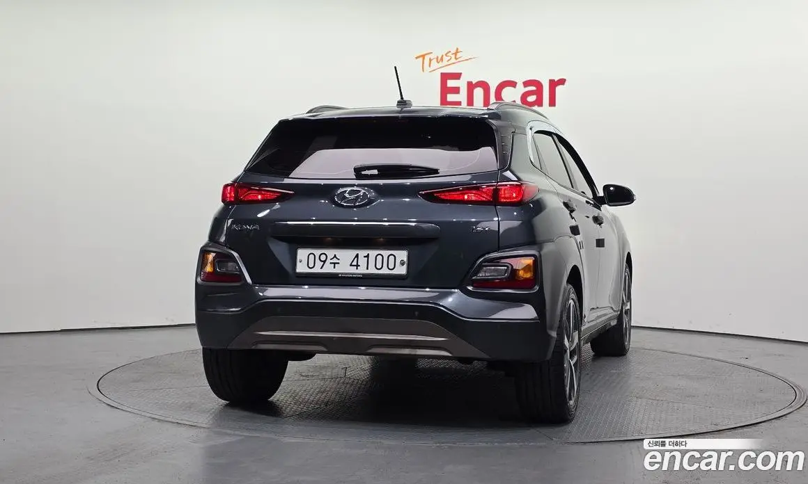 Hyundai Kona 2018 1.6 автомат (гидро), фото 4