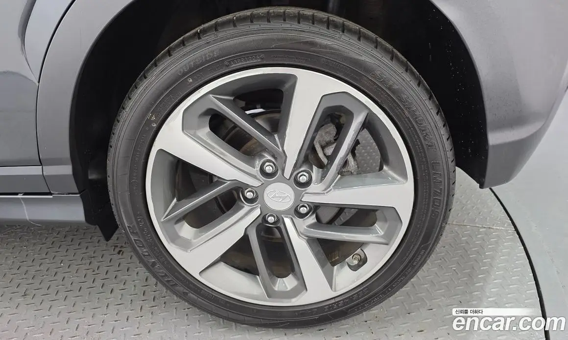 Hyundai Kona 2018 1.6 автомат (гидро), фото 7