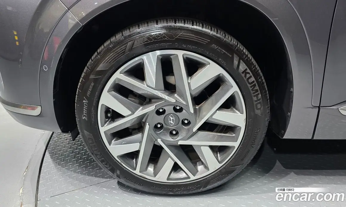 Hyundai Santa Fe 2022 2.2 автомат (гидро), фото 5