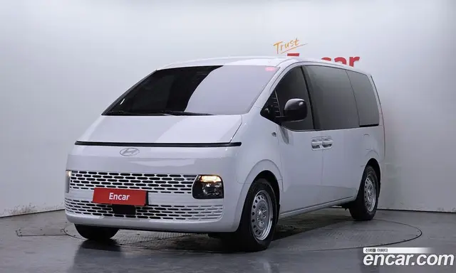 Hyundai Staria, 2024, 28 952 км