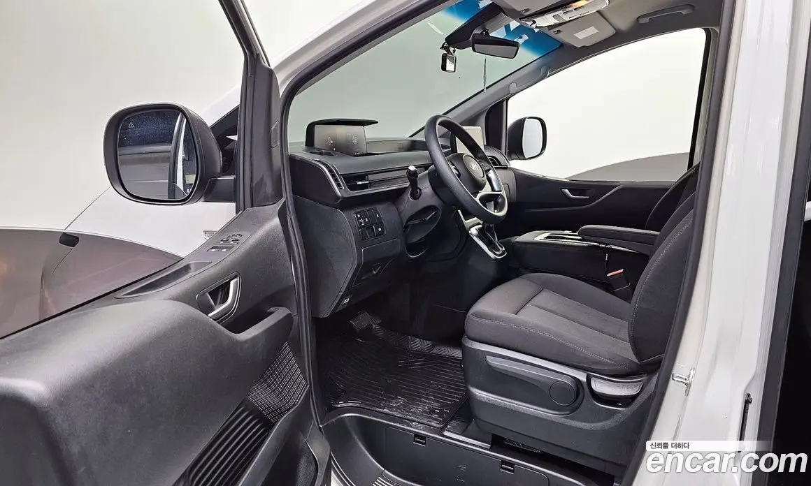 Hyundai Staria 2024 2.2 автомат (гидро), фото 13 Hyundai Staria 2024 2.2 автомат (гидро), фото 13