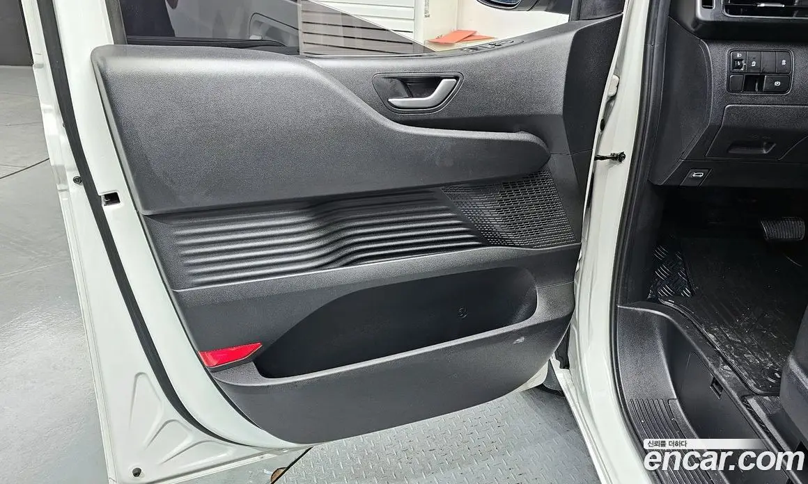 Hyundai Staria 2024 2.2 автомат (гидро), фото 14 Hyundai Staria 2024 2.2 автомат (гидро), фото 14