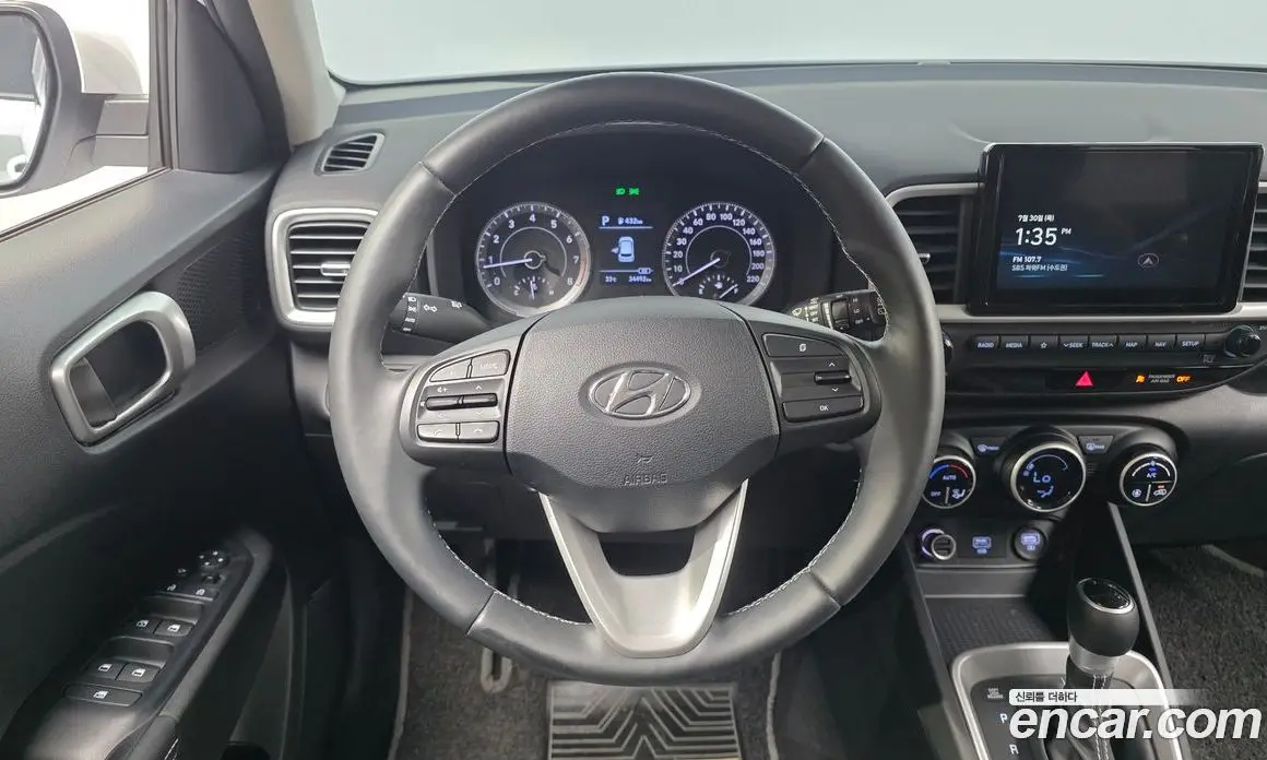 Hyundai Venue 2021 1.6 автомат (гидро), фото 19